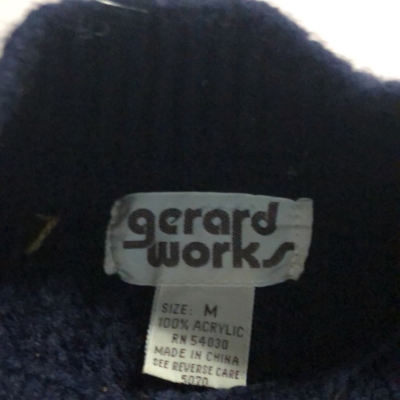 Bold Stripes & Super Warm Sweater - Picture 5 of 5